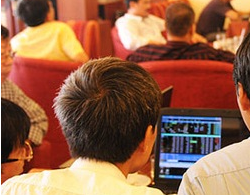 'Chứng khoán 13/3 khó bứt phá'