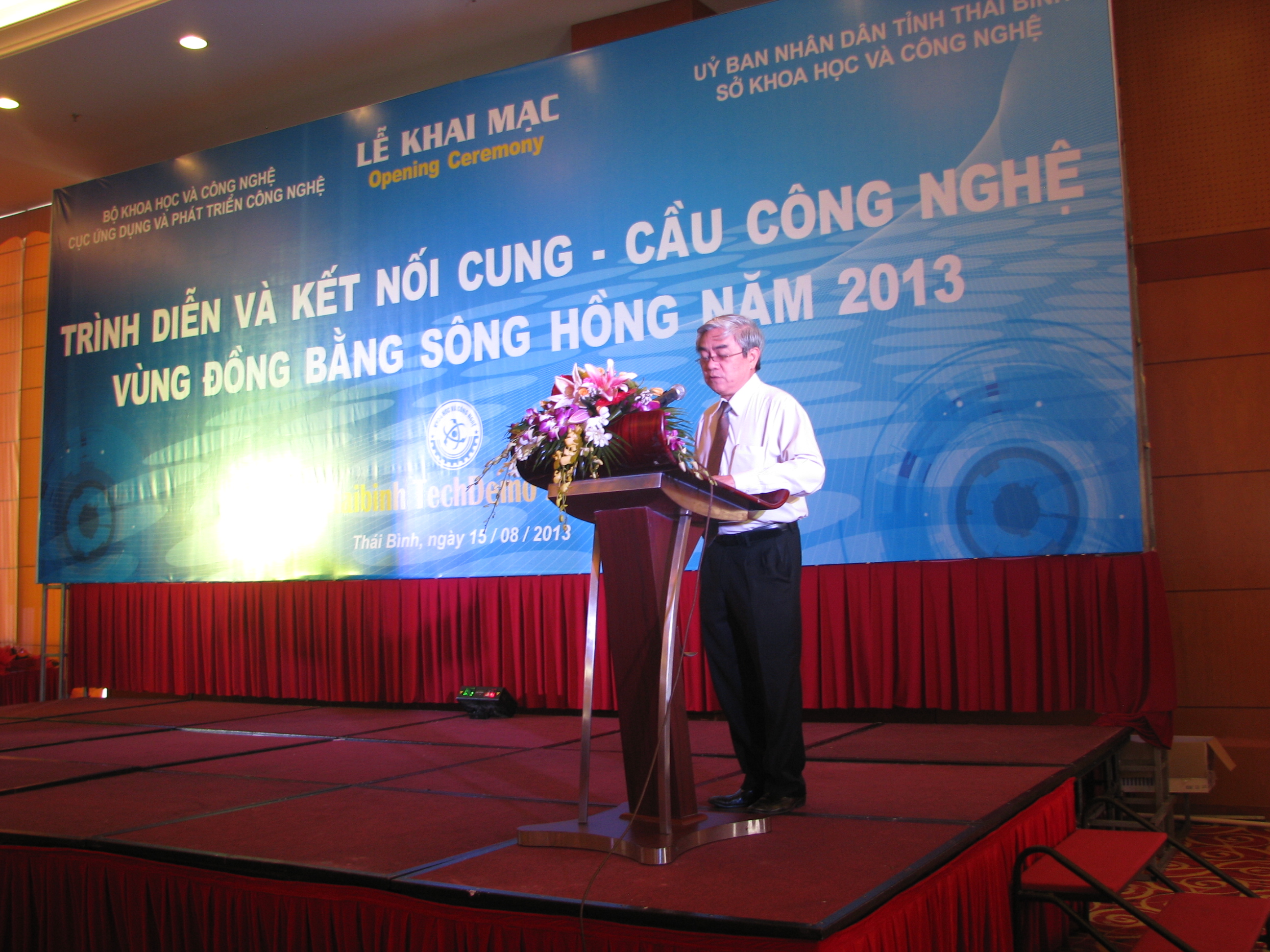 Khai mạc trình diễn và kết nối cung - cầu công nghệ phục vụ phát triển kinh tế xã hội vùng Đồng bằng sông Hồng năm 2013 