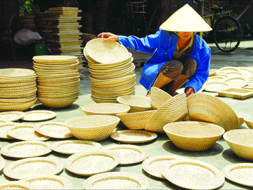 LÀNG NGHỀ MÂY TRE TĂNG TIẾN