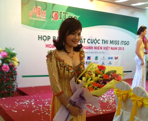 Nữ đại gia "đám cưới triệu đô" tiết lộ nghiệp kinh doanh