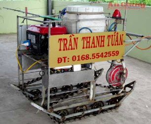 Robocon phun thuốc