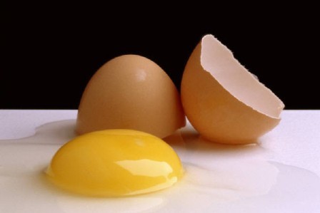 Việt Nam sản xuất trứng gà giàu Omega 3