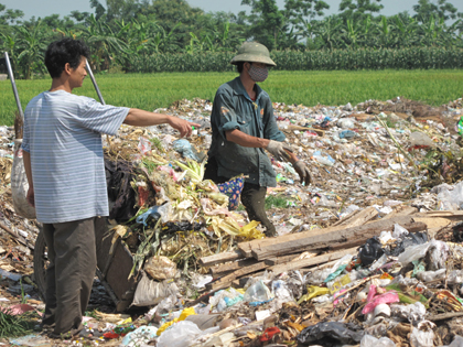 Xử lý triệt để rác thải nông thôn ở Hà Nam